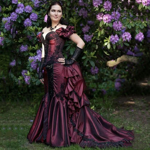medieval vintage evening formal dresses off the shoulder victorian bustle taffeta prom dress for women sweetheart neck corset plus size spec, Black;red
medieval vintage evening formal dresses off the shoulder victorian bustle taffeta prom dress for women sweetheart neck corset plus size spec, Black;red