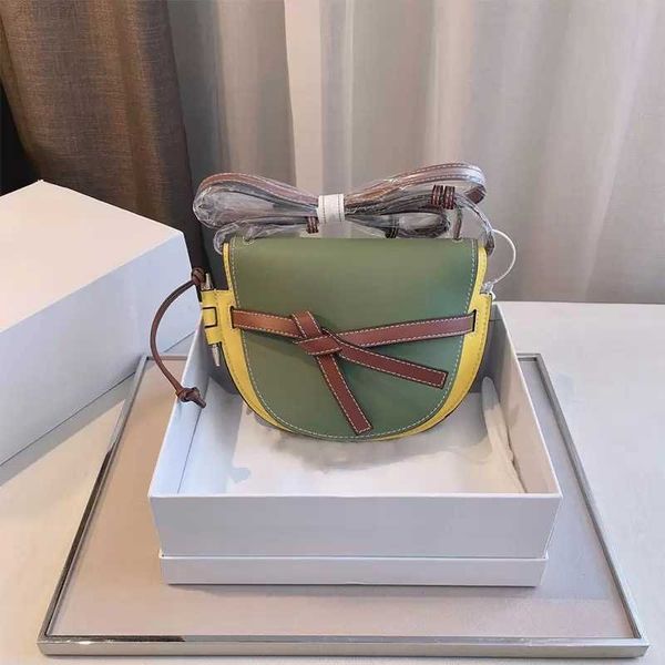 bags tote women leather saddle messenger fashion lightweight handbag shoulder brown brand designer crossbody female purseshigh quality
bags tote women leather saddle messenger fashion lightweight handbag shoulder brown brand designer crossbody female purseshigh quality