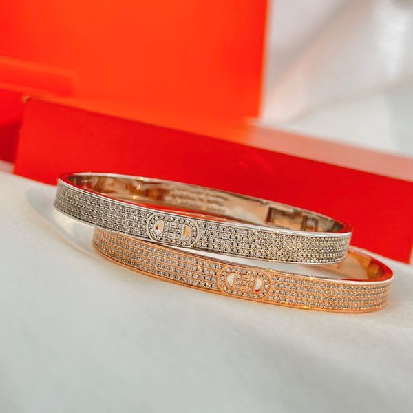 luxury bangle bracelets roulis brand designer copper full crystal zircon half moon hollow logo cuff bangle with original package for women p, Black
luxury bangle bracelets roulis brand designer copper full crystal zircon half moon hollow logo cuff bangle with original package for women p, Black