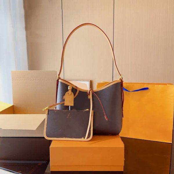 designer bag the tote bag vogue crossbody versatile shopping bags a fashionable classic vintage contrasting colors handbag
designer bag the tote bag vogue crossbody versatile shopping bags a fashionable classic vintage contrasting colors handbag