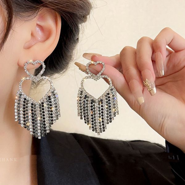 silver needle diamond heart tassel earrings temperament dangles earring personality niche stud earrings europe and the united states ins sty
silver needle diamond heart tassel earrings temperament dangles earring personality niche stud earrings europe and the united states ins sty