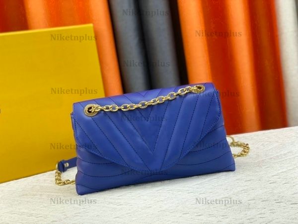 new wave chain mm bag women's designer v shape quilted leather shoulder bag magnetic lock luxurys flap bags dark taupe emerald green iv
new wave chain mm bag women's designer v shape quilted leather shoulder bag magnetic lock luxurys flap bags dark taupe emerald green iv