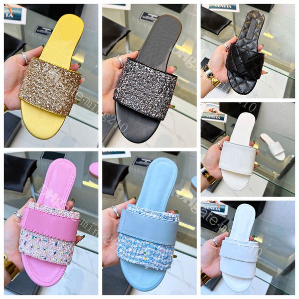 2023 new women designer leather summer fashion sandal slippers foothold ladies pink black g luxury flat sandal sandal rubber flat leather sa
2023 new women designer leather summer fashion sandal slippers foothold ladies pink black g luxury flat sandal sandal rubber flat leather sa