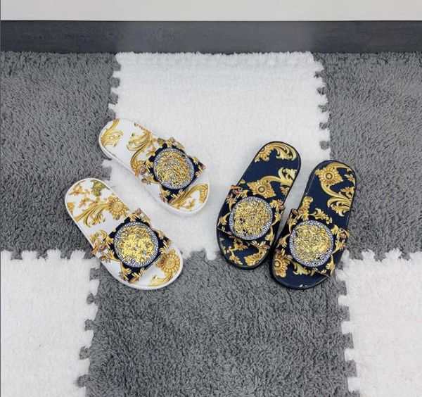 kids designer slipper fashion summer slip on shoes boys girls sandals letter printed slippers, Black;grey
kids designer slipper fashion summer slip on shoes boys girls sandals letter printed slippers, Black;grey