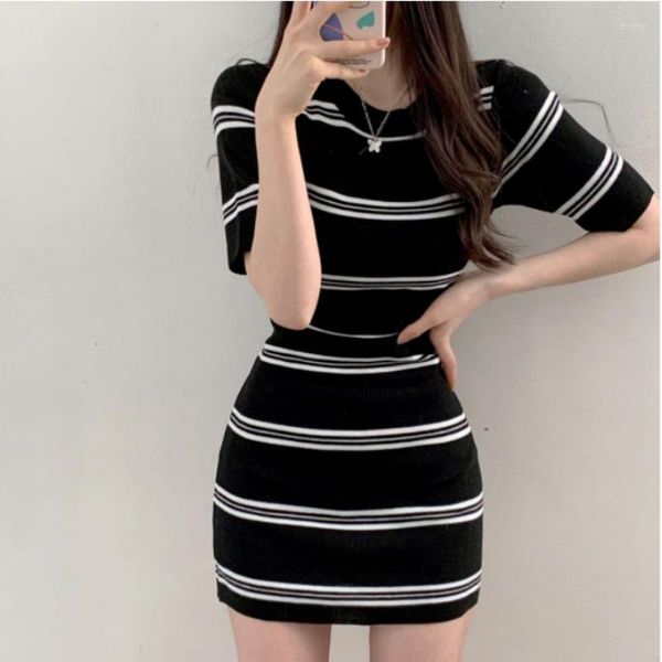 casual dresses 2023 early autumn korean style elegant slimming contrast color striped knitted sheath dress for women versatile short, Black;gray
casual dresses 2023 early autumn korean style elegant slimming contrast color striped knitted sheath dress for women versatile short, Black;gray