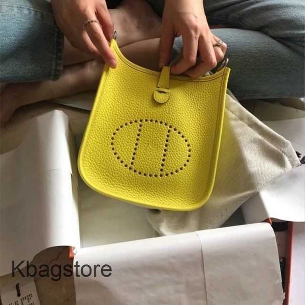 2023 litchi evelyns bag bags brand herms hollow out bucket layer cow leather tote pattern women's single designer shoulder crossbody 17
2023 litchi evelyns bag bags brand herms hollow out bucket layer cow leather tote pattern women's single designer shoulder crossbody 17