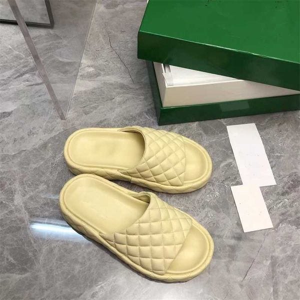 2023 spring new diamond checker casual thick sole electric embroidery embossed one word flat bottom genuine leather women's sandals and, Black
2023 spring new diamond checker casual thick sole electric embroidery embossed one word flat bottom genuine leather women's sandals and, Black