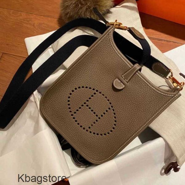 bag shoulder togo lychee bucket 2023 17cm designer herms leather evelyns grain h tote women's one bags mobile mini messenger 6qbq
bag shoulder togo lychee bucket 2023 17cm designer herms leather evelyns grain h tote women's one bags mobile mini messenger 6qbq