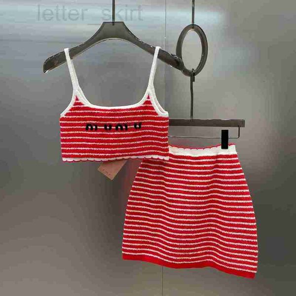 women's knits & tees designer high version miu miao's striped suspender skirt with red and white stripes, slim fitting short tank
women's knits & tees designer high version miu miao's striped suspender skirt with red and white stripes, slim fitting short tank