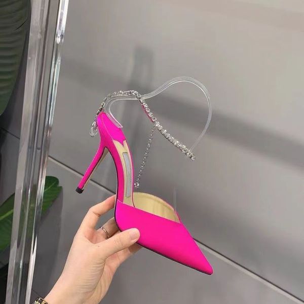 2023 designer heels women dress shoes luxury saeda 100 patent leather pumps with crystal embellishment stiletto heel eu35-41 with box weddin, Black
2023 designer heels women dress shoes luxury saeda 100 patent leather pumps with crystal embellishment stiletto heel eu35-41 with box weddin, Black