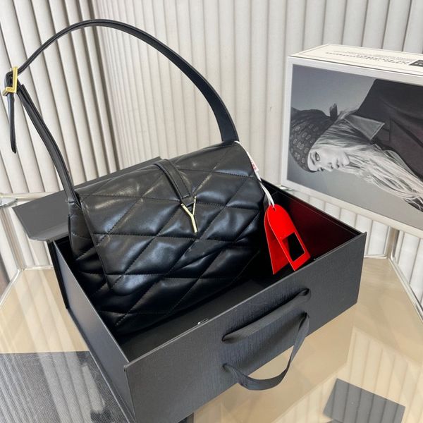 designer handbag women's one shoulder bag luxury underarm fashion ringer letter handbag leather shoulder strap senior women's bagu
designer handbag women's one shoulder bag luxury underarm fashion ringer letter handbag leather shoulder strap senior women's bagu