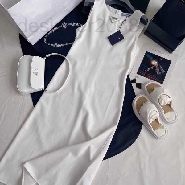 casual dresses designer 23 spring/summer french gentle letter triangle wrap one line neck sleeveless tank long dress rydt, Black;gray
casual dresses designer 23 spring/summer french gentle letter triangle wrap one line neck sleeveless tank long dress rydt, Black;gray