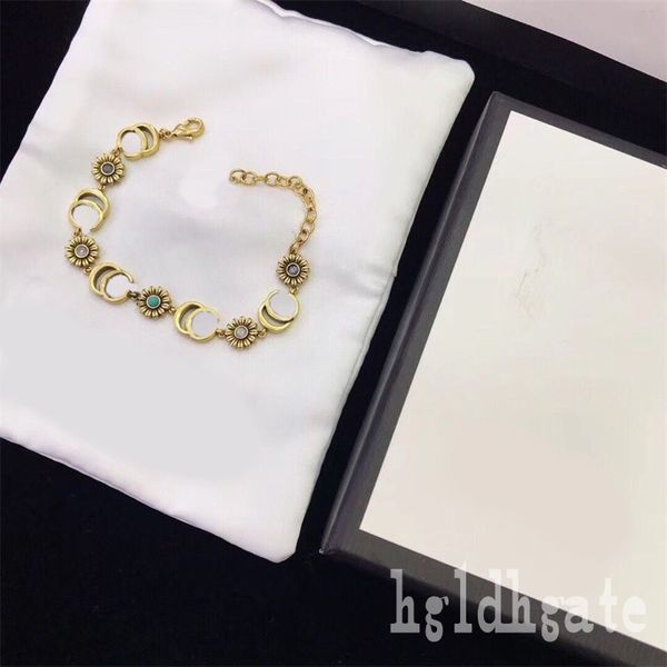 lady charm bracelet hollowed out designer bracelet golden plated flower metals letters smooth jewlery designer for women vintage luxury brac, Golden;silver
lady charm bracelet hollowed out designer bracelet golden plated flower metals letters smooth jewlery designer for women vintage luxury brac, Golden;silver