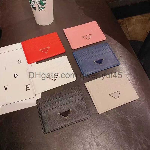 coin purses classic key rings designer men's and women's high beauty card bag premium metal triangle key bag, Red;black
coin purses classic key rings designer men's and women's high beauty card bag premium metal triangle key bag, Red;black