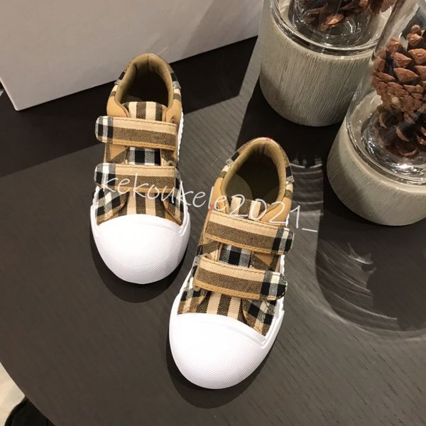 kids sneakers classic plaid canvas shoes casual spring / autumn fashion shoes for girls boys high quality, Black;red
kids sneakers classic plaid canvas shoes casual spring / autumn fashion shoes for girls boys high quality, Black;red