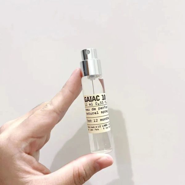 le labo 10ml 5pcs/set santal 33 perfume high version perfume another 13 bergamote 22 rose 31 10ml lasting woody aromatic aroma fragrance
le labo 10ml 5pcs/set santal 33 perfume high version perfume another 13 bergamote 22 rose 31 10ml lasting woody aromatic aroma fragrance