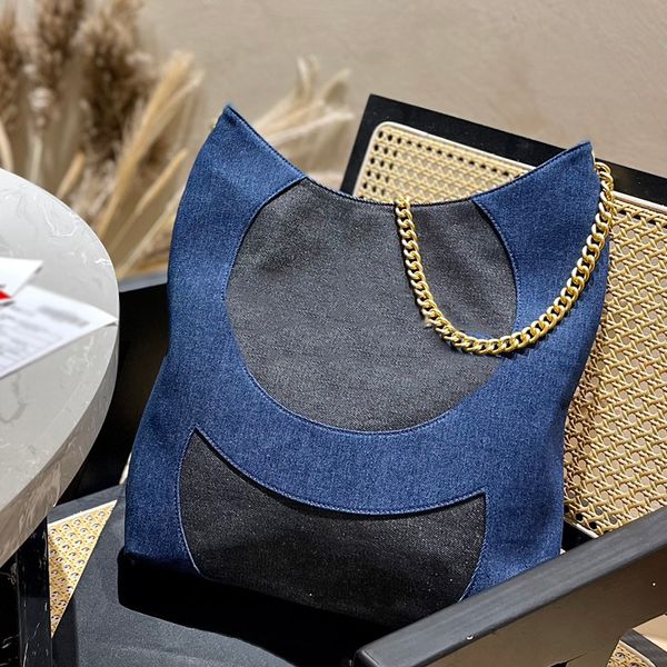 23s ladies designer denim tote hobo bags jumb gold metal hardware chain shoulder large capacity shopping handbags with pouch luxury trend lu
23s ladies designer denim tote hobo bags jumb gold metal hardware chain shoulder large capacity shopping handbags with pouch luxury trend lu