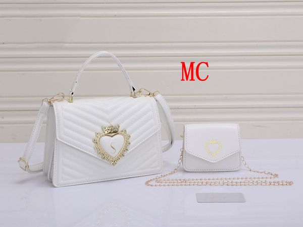 2023 luxurys shoulder bag womens handbags designers bags pochette accessories crossbody wallet purses card holder messenger purse handbag
2023 luxurys shoulder bag womens handbags designers bags pochette accessories crossbody wallet purses card holder messenger purse handbag