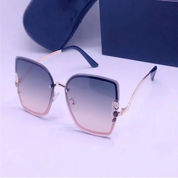 fashion luxury designer sunglasses for men and woman vintage square matte frame letter printed color film glasses trend leisure17342, White;black
fashion luxury designer sunglasses for men and woman vintage square matte frame letter printed color film glasses trend leisure17342, White;black