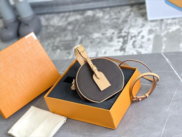 5a 2023mini petite boite chapeau designer shoulder bag women handbag fashion woman cross body bags genuine leather luxury crossbody purse
5a 2023mini petite boite chapeau designer shoulder bag women handbag fashion woman cross body bags genuine leather luxury crossbody purse