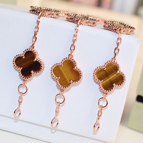 four leaf clover bracelet natural shell gemstone gold plated 18k designer for woman t0p quality official reproductions fashion jewelry premi, Golden;silver
four leaf clover bracelet natural shell gemstone gold plated 18k designer for woman t0p quality official reproductions fashion jewelry premi, Golden;silver