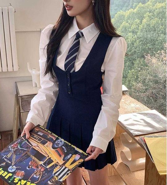 youthful college dress: spring/summer suspender skirt with waist cincher for women, Black;gray
youthful college dress: spring/summer suspender skirt with waist cincher for women, Black;gray