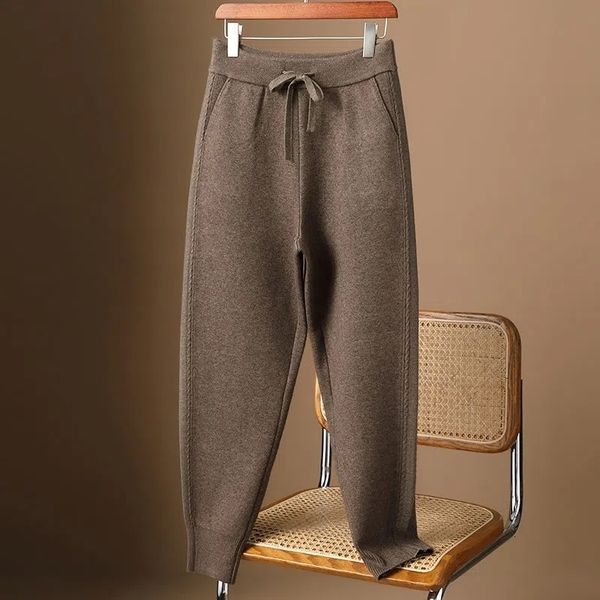women's pants capris autumn winter thick knitted harem pants women solid color outer wear sweatpants casual knitted daddy pants trouser, Black;white
women's pants capris autumn winter thick knitted harem pants women solid color outer wear sweatpants casual knitted daddy pants trouser, Black;white