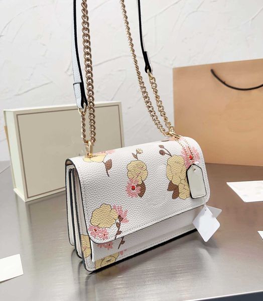 shoulder bag flap organ box new chain crossbody bag square shoulder pattern chain clutch strap fashion single messengers purses 230413
shoulder bag flap organ box new chain crossbody bag square shoulder pattern chain clutch strap fashion single messengers purses 230413