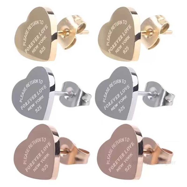designer earring classic style women lover heart studs luxury titanium steel earrings printed wedding party gifts wholesale, Golden;silver 
designer earring classic style women lover heart studs luxury titanium steel earrings printed wedding party gifts wholesale, Golden;silver