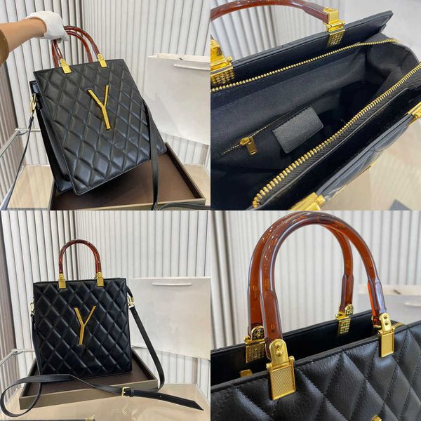 tote bag womens handbags black purse designer totes bags luxury leather bags fashion letters print shoulder bag vintage portable wallet 2212
tote bag womens handbags black purse designer totes bags luxury leather bags fashion letters print shoulder bag vintage portable wallet 2212