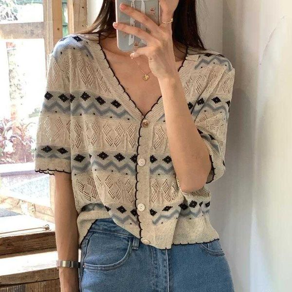 contrast color v neck sweater wave edge short crocheted hollow lazy single, White;black
contrast color v neck sweater wave edge short crocheted hollow lazy single, White;black