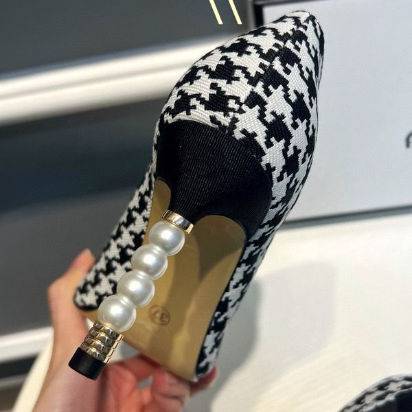 designer women high heel shoes so kate dress shoes shiny bottoms 8cm thin heels black nude patent leather heels pigalle pearl woman pumps 35
designer women high heel shoes so kate dress shoes shiny bottoms 8cm thin heels black nude patent leather heels pigalle pearl woman pumps 35