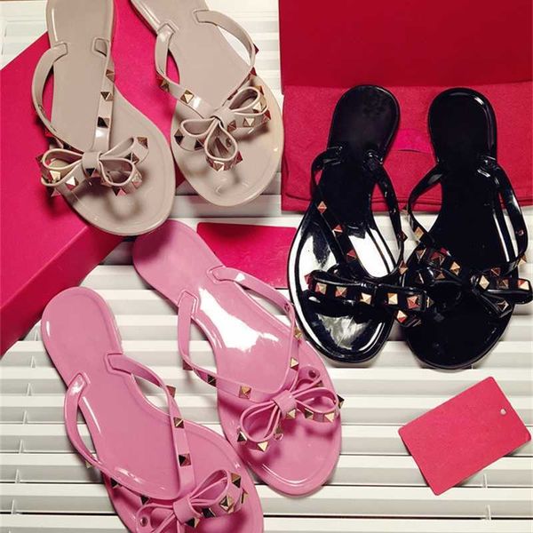 summer new women's shoes rivet bow flat bottom anti-skid sandals jelly rubber beach, Black
summer new women's shoes rivet bow flat bottom anti-skid sandals jelly rubber beach, Black