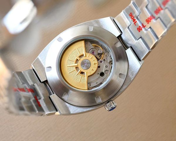 the new men's watch 316 stainless steel case uses a simple 3-needle design 8215 movement., Slivery;brown
the new men's watch 316 stainless steel case uses a simple 3-needle design 8215 movement., Slivery;brown