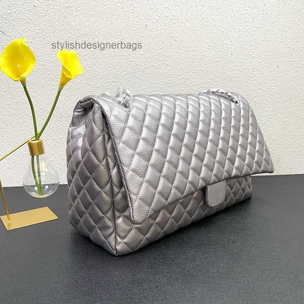 designer bags classic maxi single flap caviar leather quilted bags cowhide aged silve/gold meatl hardware matelasse chain large capacity cro
designer bags classic maxi single flap caviar leather quilted bags cowhide aged silve/gold meatl hardware matelasse chain large capacity cro