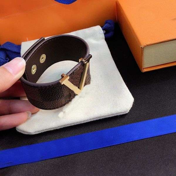 women 18k gold bangle bracelet luxury designer jewelry wide faux leather pendant wristband cuff stainless steel bracelet wedding gifts s129, Black
women 18k gold bangle bracelet luxury designer jewelry wide faux leather pendant wristband cuff stainless steel bracelet wedding gifts s129, Black