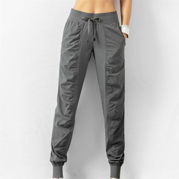 women's pants capris femme casual pants solid elastic waist trousers female quick-drying running yoga fitness pants woman clothing 2304, Black;white
women's pants capris femme casual pants solid elastic waist trousers female quick-drying running yoga fitness pants woman clothing 2304, Black;white