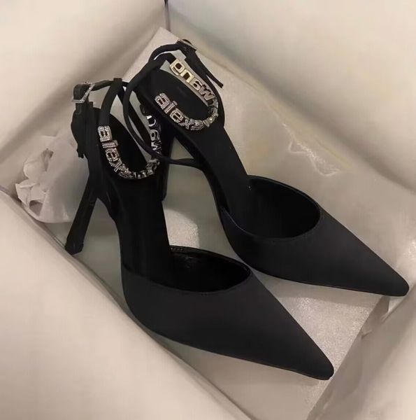 summer luxury wang delphine sandals shoes women black stain pointed toe slingback julie slingback crystal branding straps lady party dress h
summer luxury wang delphine sandals shoes women black stain pointed toe slingback julie slingback crystal branding straps lady party dress h