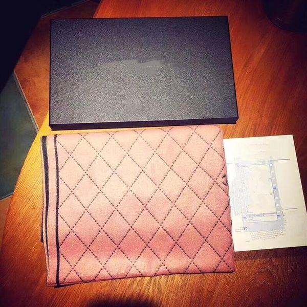 2021 fashion sheep velvet scarf men's and women's autumn winter plaid scarff320w, Blue;gray
2021 fashion sheep velvet scarf men's and women's autumn winter plaid scarff320w, Blue;gray