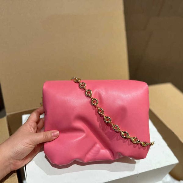 designer inflatable bread bag women chain luxurys hand crossbody bags leather handbag flap fluffy velvet messenger purses 230318
designer inflatable bread bag women chain luxurys hand crossbody bags leather handbag flap fluffy velvet messenger purses 230318