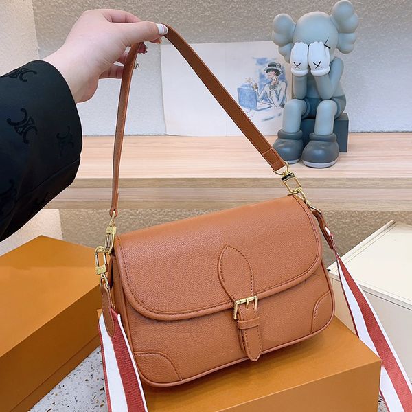 designer bag embossed baguette bag flap crossbody bags shoulder messenger handbag women tote bag letter purse vintage flower cross body leat
designer bag embossed baguette bag flap crossbody bags shoulder messenger handbag women tote bag letter purse vintage flower cross body leat