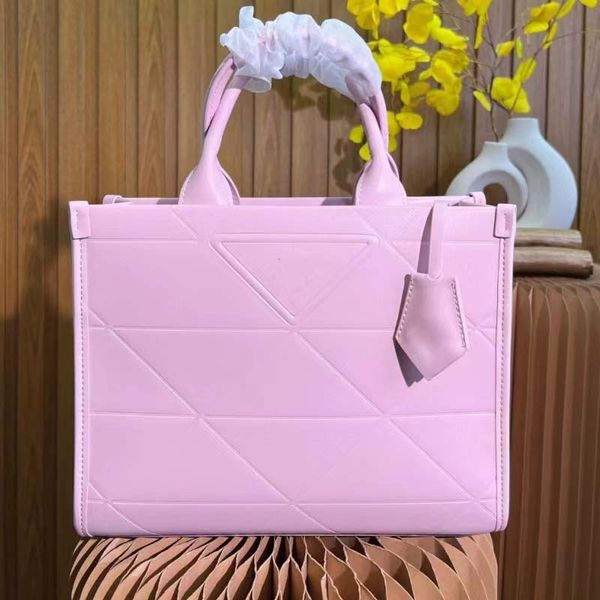 fashion women bag hard leather handbag tote bag versatile rhombus large capacity luxury designer shoulder bag
fashion women bag hard leather handbag tote bag versatile rhombus large capacity luxury designer shoulder bag