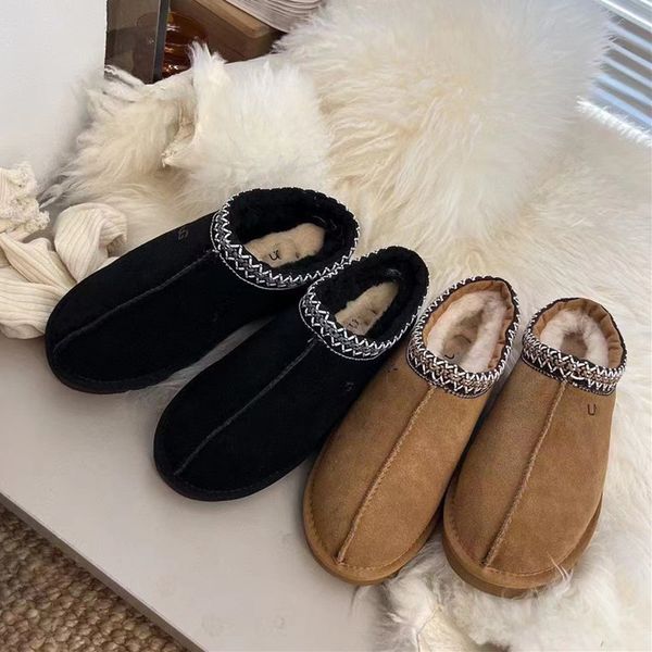 women designer slipper winter sheepskin wool integrated snow boots thick sole slippers australian flat shoes casual woman outside slippers l, Black 
women designer slipper winter sheepskin wool integrated snow boots thick sole slippers australian flat shoes casual woman outside slippers l, Black