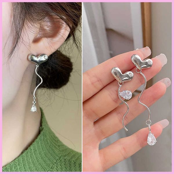 stud korea asymmetric heart ear stud for women shiny rhinestone long tassel silver color earrings fashion jewelry gift for girl p230411, Golden;silver
stud korea asymmetric heart ear stud for women shiny rhinestone long tassel silver color earrings fashion jewelry gift for girl p230411, Golden;silver