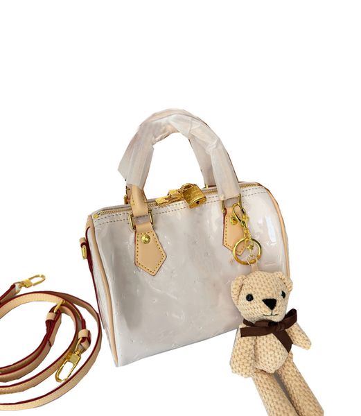 2023 new women's genuine leather crossbody bag designer's design embossed lacquer leather shoulder bag fashion pillow bag with bea
2023 new women's genuine leather crossbody bag designer's design embossed lacquer leather shoulder bag fashion pillow bag with bea