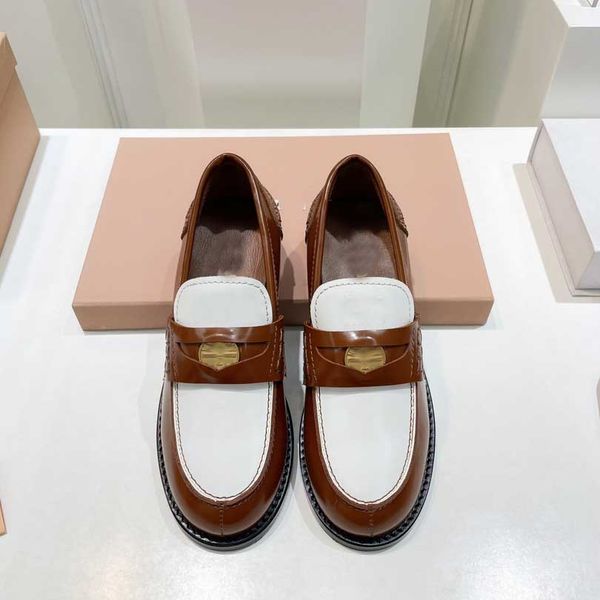 miu casual designer luxury shoes loafers shoes ballet shoes party patent leather semi-flat lambskin leg shoes party dress shoes sneakers., Black
miu casual designer luxury shoes loafers shoes ballet shoes party patent leather semi-flat lambskin leg shoes party dress shoes sneakers., Black