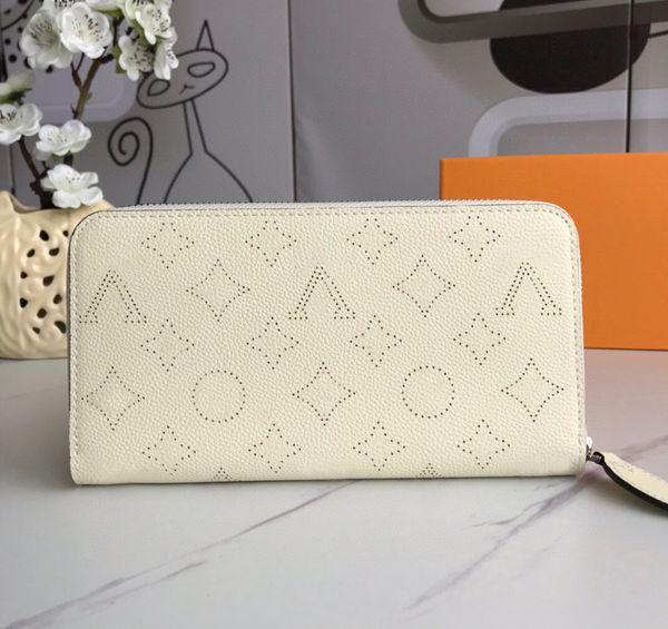 fashion designer womens wallets luxury zipper purses high-quality perforated flower letter credit card holders ladies long slim money clutch, Red;black
fashion designer womens wallets luxury zipper purses high-quality perforated flower letter credit card holders ladies long slim money clutch, Red;black