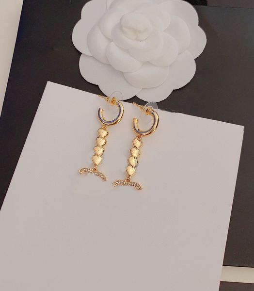 2023 luxury fashion dangle women's studs designer love long earrings 925 silver needle light luxury no box
2023 luxury fashion dangle women's studs designer love long earrings 925 silver needle light luxury no box