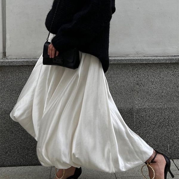 skirts 2023 spring summer women satin high waist aline drape skirt fashion elegant solid color zipper simple french tutu 230413, Black
skirts 2023 spring summer women satin high waist aline drape skirt fashion elegant solid color zipper simple french tutu 230413, Black