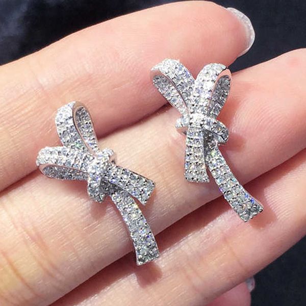 stud caoshi stylish lady bowknot ear studs dazzling zirconia earrings for engagement ceremony fashion women wedding accessories gift p230411, Golden;silver
stud caoshi stylish lady bowknot ear studs dazzling zirconia earrings for engagement ceremony fashion women wedding accessories gift p230411, Golden;silver
